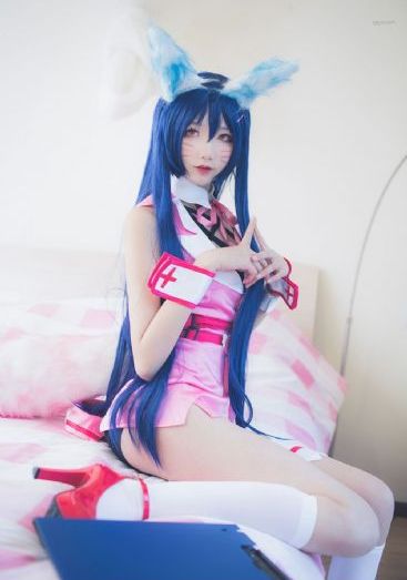 蜜桃来偷欢