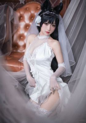丰满的邻居